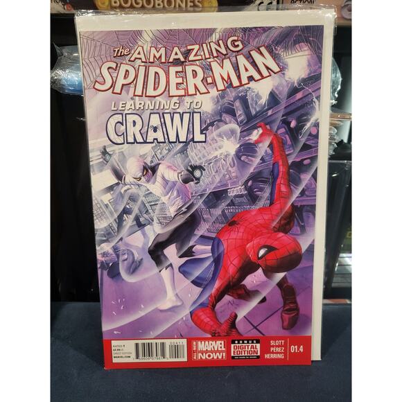 Amazing Spiderman #01.4 (2014) Learning To Crawl Alex Ross Cover NM - Picture 1 of 6